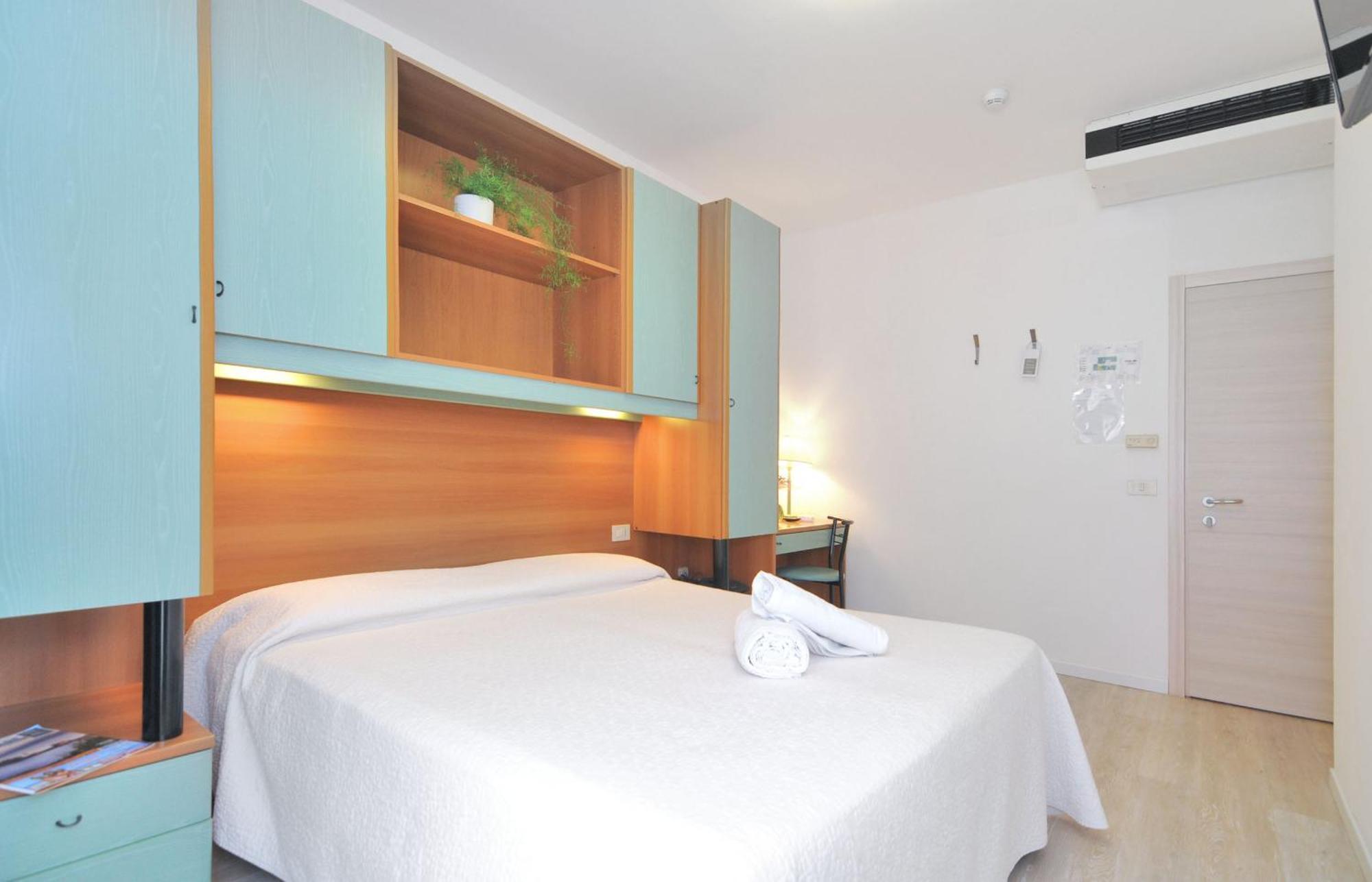 Hotel Rex 카오를레 외부 사진